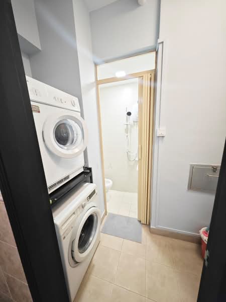 East Meadows, 30 Tanah Merah Kechil Road, Room Rental, 170 sqft, Condominium For Rent, by Kezia Lim, 500091070 - Bathroom - PropertyGuru.com.sg