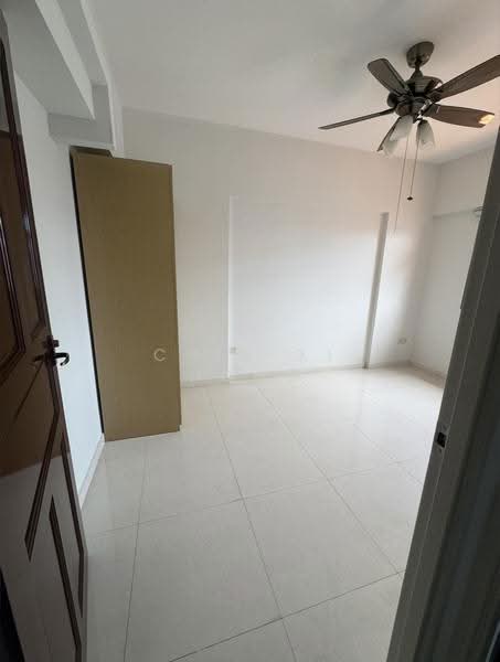 150 Rivervale Crescent, 150 Rivervale Crescent, Hougang / Punggol / Sengkang, Room Rental, 100 sqft, HDB Flat For Rent, by Chia Xi Hong, 500091080 - Interior - PropertyGuru.com.sg