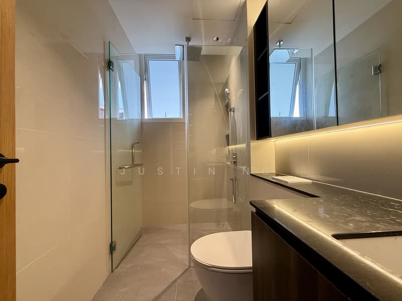 Jalan Baiduri Corner Terrace For Sale at S$ 9,200,000 | PropertyGuru Singapore - Bathroom