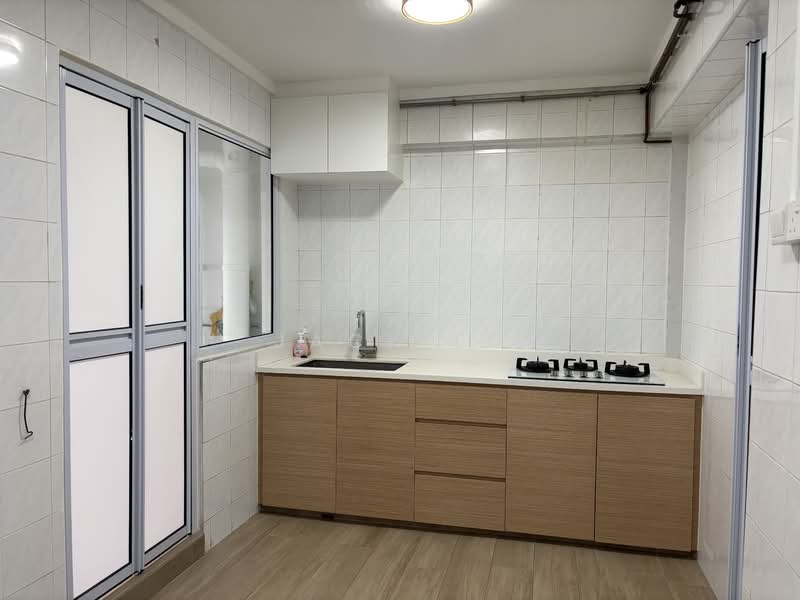 288D Jurong East Street 21 HDB Flat For Sale at S$ 898,800 | PropertyGuru Singapore - Kitchen