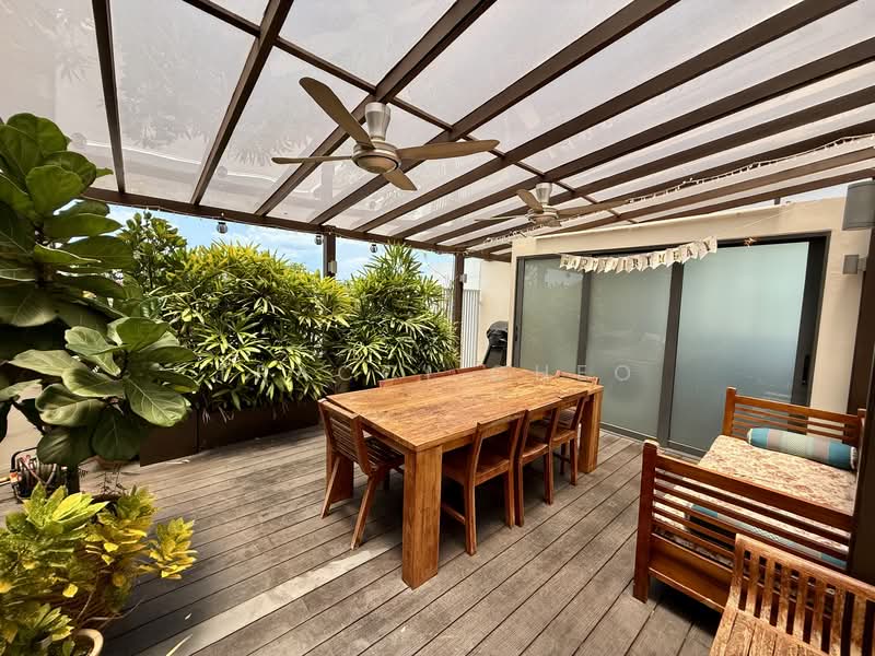 Savannah Condopark Condominium For Sale at S$ 3,200,000 | PropertyGuru Singapore - Covered terrace