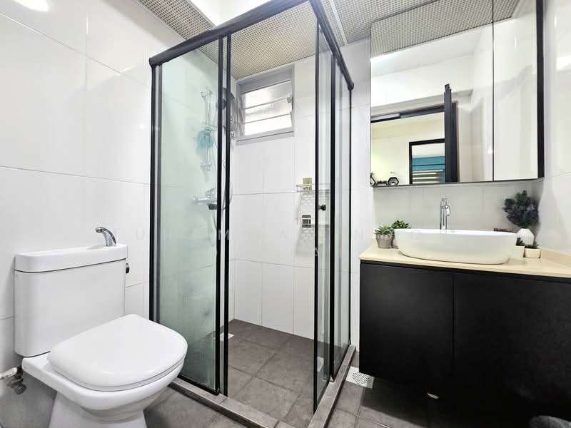 106A Bidadari Park Drive HDB Flat For Sale at S$ 1,070,000 | PropertyGuru Singapore - Bathroom