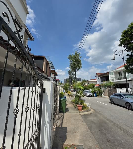 Yew Lian Park, Jalan Pelatina, Jalan Pelatina, Room Rental, 150 sqft, Terraced House For Rent, by KC Foo, 500091115 - Exterior - PropertyGuru.com.sg