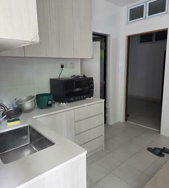 Yew Lian Park, Jalan Pelatina, Jalan Pelatina, Room Rental, 150 sqft, Terraced House For Rent, by KC Foo, 500091115 - Kitchen - PropertyGuru.com.sg