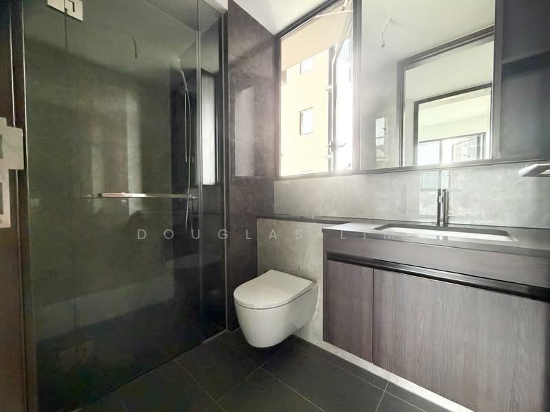 Tembusu Grand, 94 Jalan Tembusu, 3 Bedrooms, 990 sqft, Condominium For Rent, by Douglas Lim, 500091129 - Bathroom - PropertyGuru.com.sg