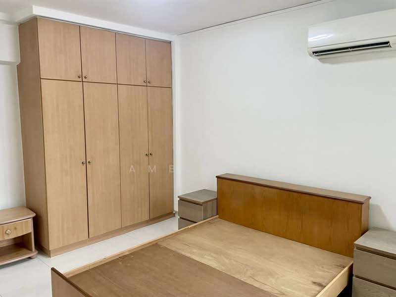 113 Clementi Street 13 HDB Flat For Sale at S$ 748,000 | PropertyGuru Singapore - Bedroom