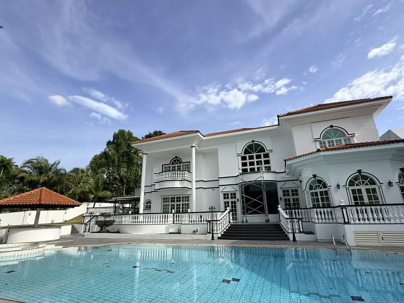 Classic Black & White GCB, Old Holland Road, 6 Bedrooms, 12,000 sqft, Good Class Bungalow For Rent, by Doris Luo 罗之涵, 500091158 - PropertyGuru.com.sg