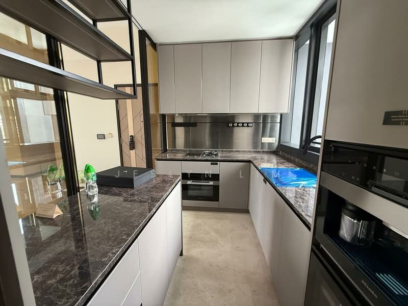 Perfect Ten Condominium For Sale at S$ 4,100,000 | PropertyGuru Singapore - Kitchen