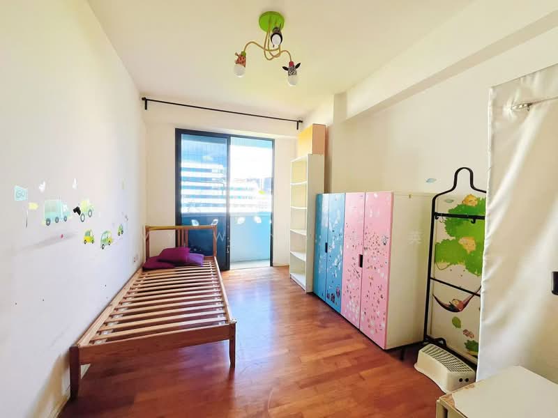 308A Punggol Walk HDB Flat For Sale at S$ 898,000 | PropertyGuru Singapore - Common Bedroom