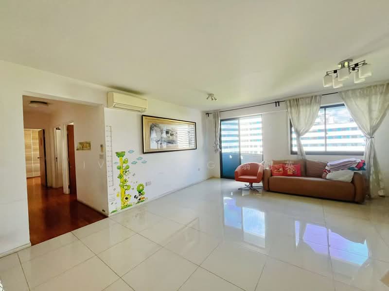 308A Punggol Walk HDB Flat For Sale at S$ 898,000 | PropertyGuru Singapore - Living Room