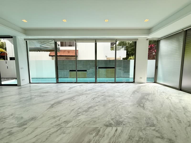 Tan Kim Chong, Tan Kim Cheng Road, 5 Bedrooms, 7,400 sqft, Detached House For Rent, by Doris Luo 罗之涵, 500091169 - Living Room - PropertyGuru.com.sg