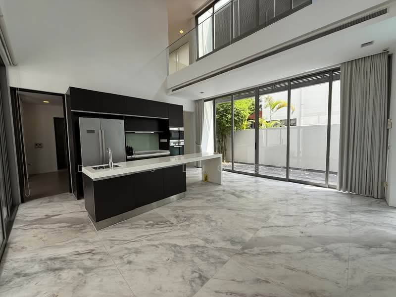 Botanic Garden Modern Detached Home, Tan Kim Cheng Road, 5 Bedrooms, 7,400 sqft, Detached House For Rent, by Doris Luo 罗之涵, 500091169 - Kitchen - PropertyGuru.com.sg