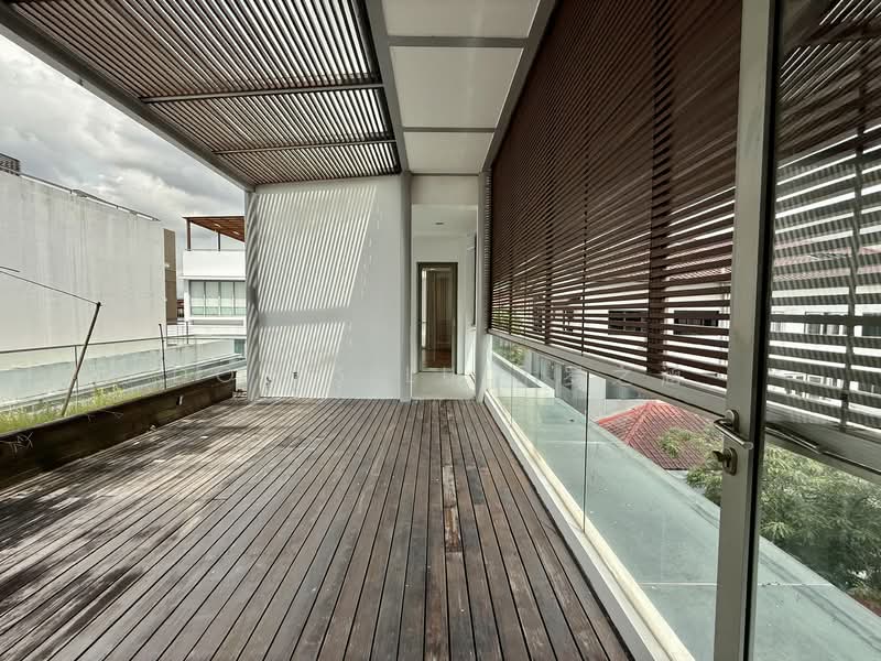 Tan Kim Chong, Tan Kim Cheng Road, 5 Bedrooms, 7,400 sqft, Detached House For Rent, by Doris Luo 罗之涵, 500091169 - Balcony - PropertyGuru.com.sg