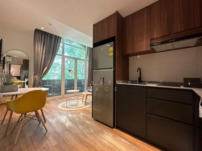 3 Tank Road, Orchard / River Valley, Room Rental, 450 sqft, Apartment For Rent, by The Assembly Place, 500091173 - Kitchen - PropertyGuru.com.sg