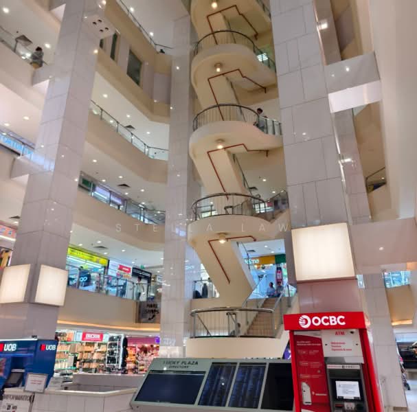 Lucky Plaza, 304 Orchard Road, 3,045 sqft, Mall Shop For Sale, by Stella Law  罗宝儿, 500091180 - Interior - CommercialGuru.com.sg