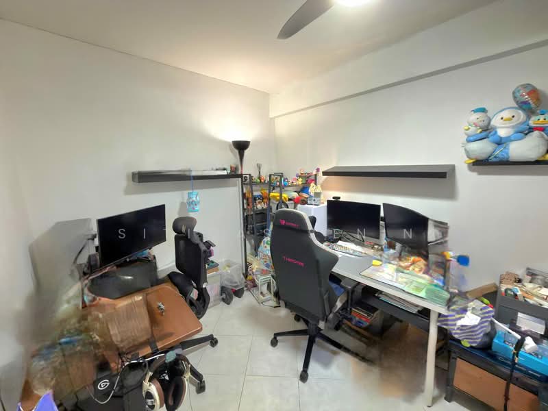 681C Jurong West Central 1 HDB Flat For Sale at S$ 570,000 | PropertyGuru Singapore - Study