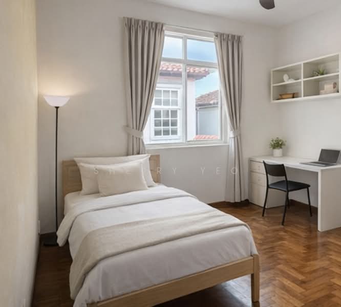 Loyang Villas Corner Terrace For Sale at S$ 2,580,000 | PropertyGuru Singapore - Bedroom