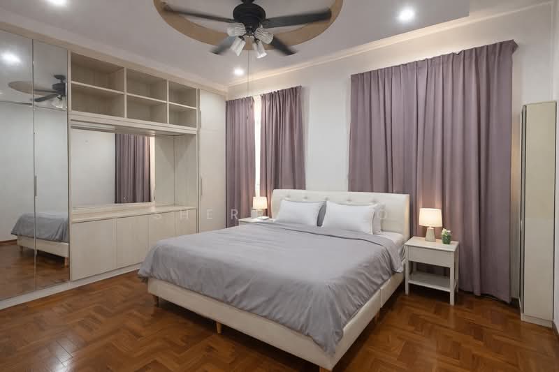 Loyang Villas Corner Terrace For Sale at S$ 2,580,000 | PropertyGuru Singapore - Bedroom