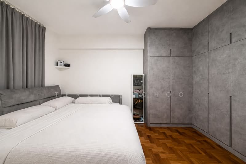 East Meadows Condominium For Sale at S$ 1,700,000 | PropertyGuru Singapore - Master Bedroom