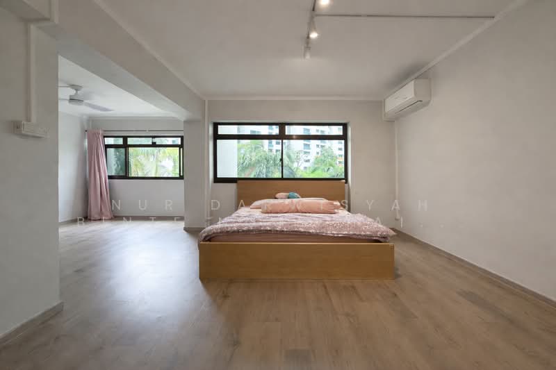 227A Compassvale Drive HDB Flat For Sale at S$ 615,000 | PropertyGuru Singapore - Bedroom