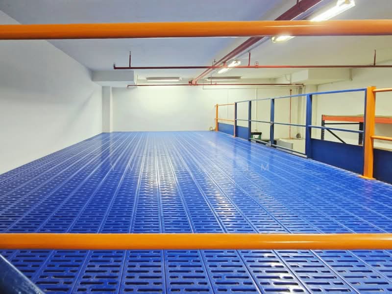 Liberty Warehouse Complex, 220 Tagore Lane, 1,130 sqft, Light Industrial (B1) For Rent, by Yvette Lim, 500091229 - Interior - CommercialGuru.com.sg