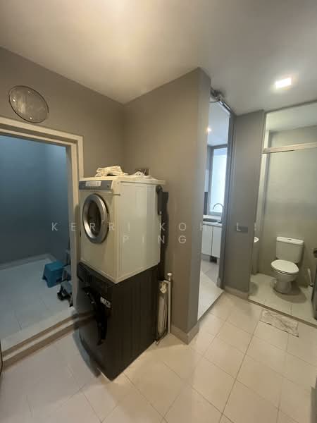 The Oceanfront @ Sentosa Cove Condominium For Sale at S$ 2,450,000 | PropertyGuru Singapore - Bathroom