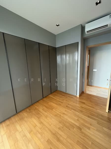 The Oceanfront @ Sentosa Cove Condominium For Sale at S$ 2,450,000 | PropertyGuru Singapore - Bedroom