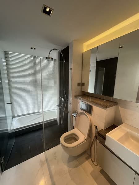 The Oceanfront @ Sentosa Cove Condominium For Sale at S$ 2,450,000 | PropertyGuru Singapore - Bathroom