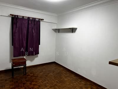 For Rent - 246 Tampines Street 21