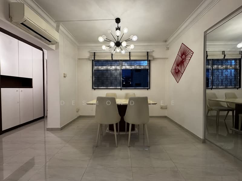 133 Geylang East Avenue 1, 133 Geylang East Avenue 1, 4 Bedrooms, 1,572 sqft, HDB Flat For Rent, by Desmond Lee, 500091246 - Dining Room - PropertyGuru.com.sg