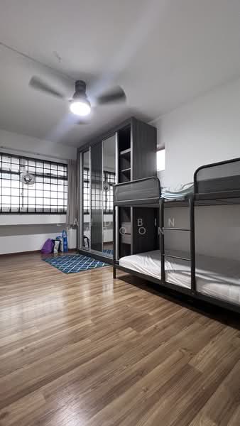 759 Pasir Ris Street 71, 759 Pasir Ris Street 71, 3 Bedrooms, 1,130 sqft, HDB Flat For Rent, by Zaid Bin Haroon, 500091248 - Bedroom - PropertyGuru.com.sg