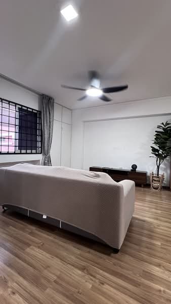 759 Pasir Ris Street 71, 759 Pasir Ris Street 71, 3 Bedrooms, 1,130 sqft, HDB Flat For Rent, by Zaid Bin Haroon, 500091248 - Living Room - PropertyGuru.com.sg