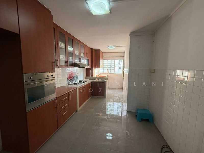 205 Petir Road, 205 Petir Road, 2 Bedrooms, 786 sqft, HDB Flat For Sale, by Rodziah Jailani (Rozie), 500091258 - Kitchen - PropertyGuru.com.sg
