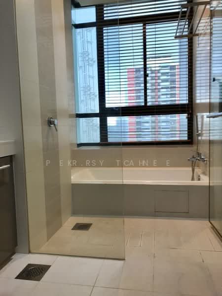 The Citrine, 18 Jalan Datoh, 3 Bedrooms, 1,141 sqft, Apartment For Rent, by Perry Chee, 500091262 - Bathroom - PropertyGuru.com.sg