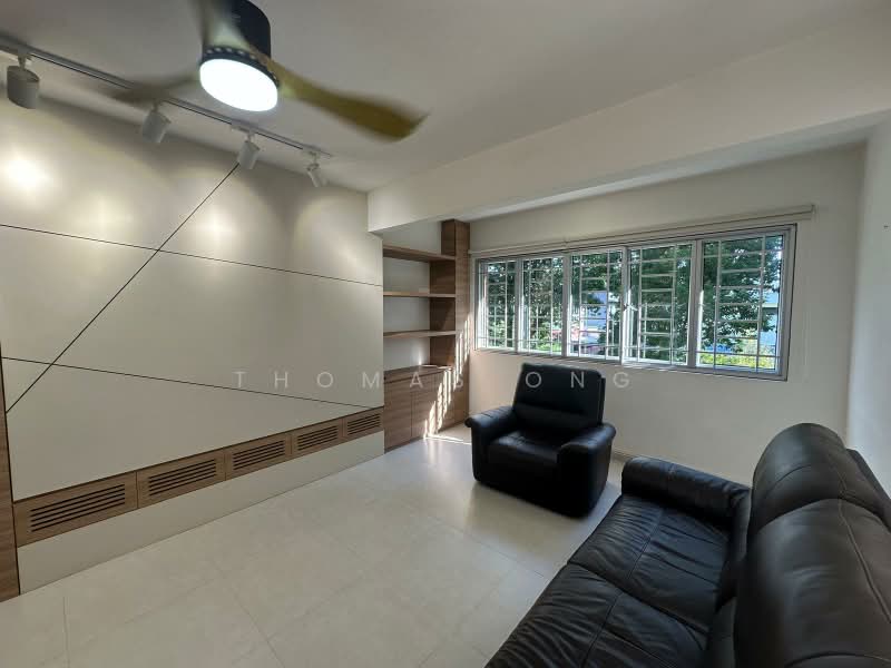 853 Hougang Central, 853 Hougang Central, 3 Bedrooms, 1,539 sqft, HDB Flat For Sale, by Thomas Ong, 500091270 - Living Room - PropertyGuru.com.sg