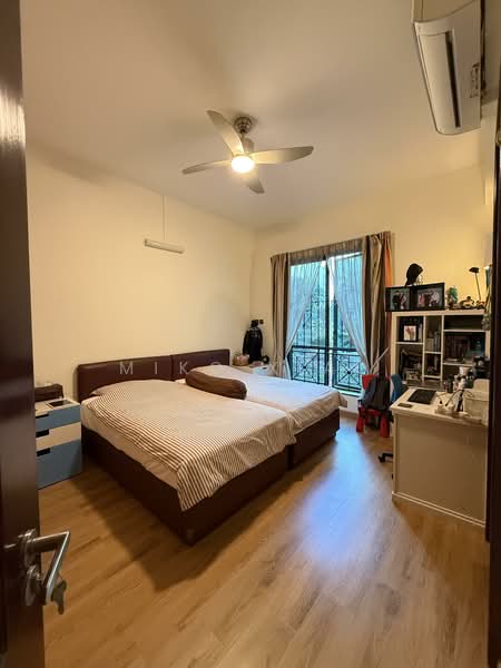 Pebble Bay Condominium For Sale at S$ 4,800,000 | PropertyGuru Singapore - Bedroom
