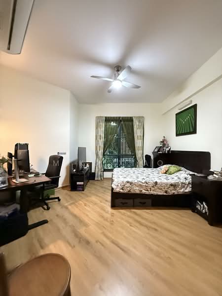 Pebble Bay Condominium For Sale at S$ 4,800,000 | PropertyGuru Singapore - Bedroom