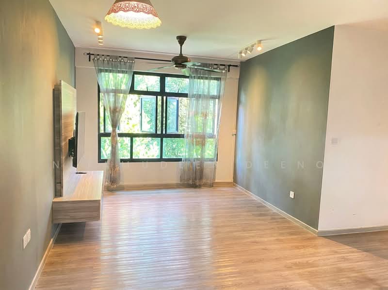 808C Choa Chu Kang Avenue 1 HDB Flat For Sale at S$ 569,999 | PropertyGuru Singapore - Living Room