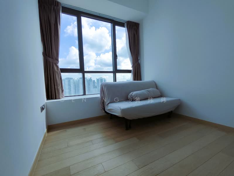 Skyline Residences Condominium For Sale at S$ 1,900,000 | PropertyGuru Singapore - Living Room