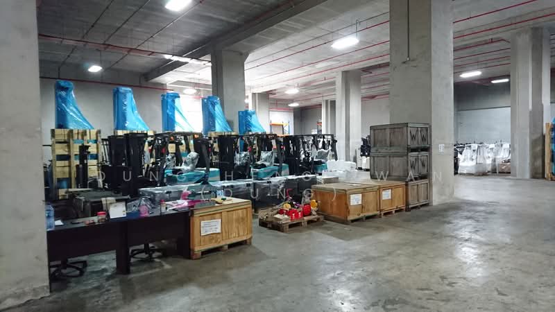 5ksf to 14ksf + 6m Ceiling + Immediate, Jurong. Pioneer. Tuas., 5,000 sqft, Warehouse For Rent, by Dung Heng Kwan (Dung), 500091320 - Interior - CommercialGuru.com.sg