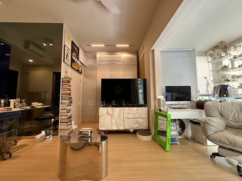 Daisy Suites, 35 Daisy Road Singapore, 1 Bedroom, 796 sqft, Apartment For Rent, by Rachel Tan, 500091321 - Living Room - PropertyGuru.com.sg