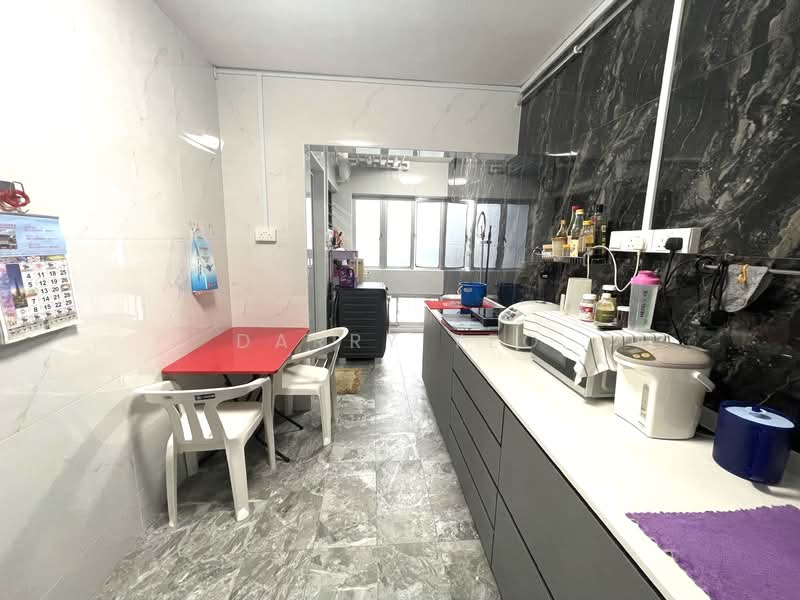 257 Boon Lay Drive, 257 Boon Lay Drive, 3 Bedrooms, 1,237 sqft, HDB Flat For Rent, by Darry Yeo, 500091335 - Kitchen - PropertyGuru.com.sg