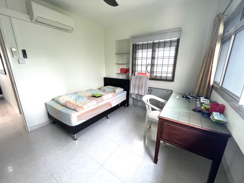 257 Boon Lay Drive, 257 Boon Lay Drive, 3 Bedrooms, 1,237 sqft, HDB Flat For Rent, by Darry Yeo, 500091335 - Bedroom - PropertyGuru.com.sg