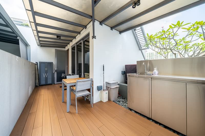 Stellar RV Condominium For Sale at S$ 1,790,000 | PropertyGuru Singapore - Balcony