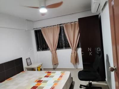 For Rent - 403 Pandan Gardens