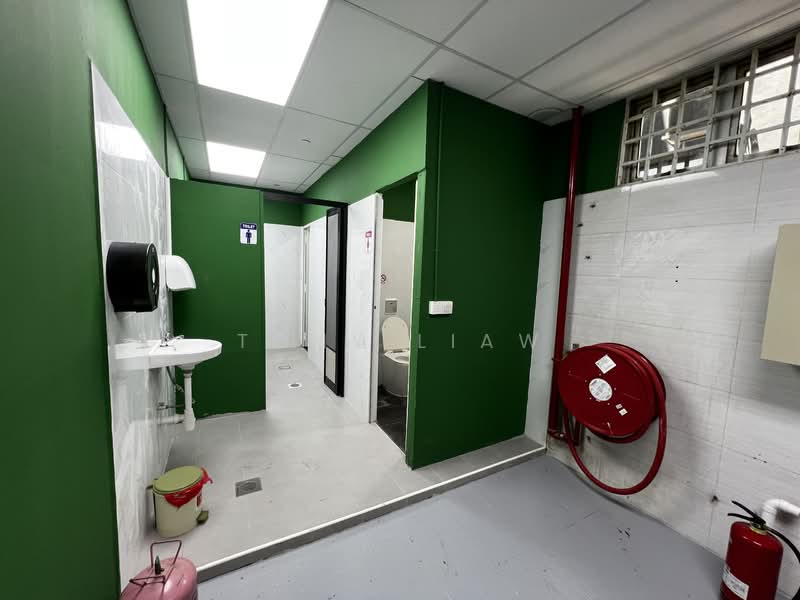 18 Kaki Bukit Road 3 F&B for Rent, 18 Kaki Bukit Road 3, 2,497 sqft, Food & Beverage For Rent, by Tony Liaw, 500091351 - CommercialGuru.com.sg