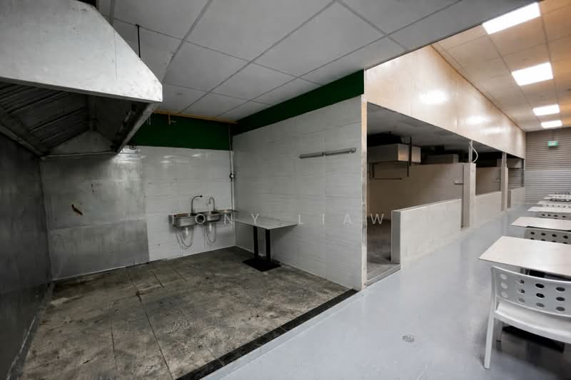 18 Kaki Bukit Road 3 F&B for Rent, 18 Kaki Bukit Road 3, 2,497 sqft, Food & Beverage For Rent, by Tony Liaw, 500091351 - Kitchen - CommercialGuru.com.sg