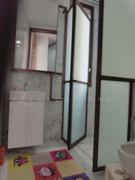 8 Hullet, 8 Hullet Road, 1 Bedroom, 529 sqft, Condominium For Rent, by Geordon Ong, 500091363 - Bathroom - PropertyGuru.com.sg