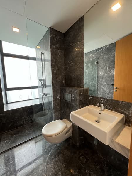 Skypark @ Somerset, 22 Saint Thomas Walk, 4 Bedrooms, 3,350 sqft, Apartment For Rent, by Olivia Chang, 500091376 - Bathroom - PropertyGuru.com.sg