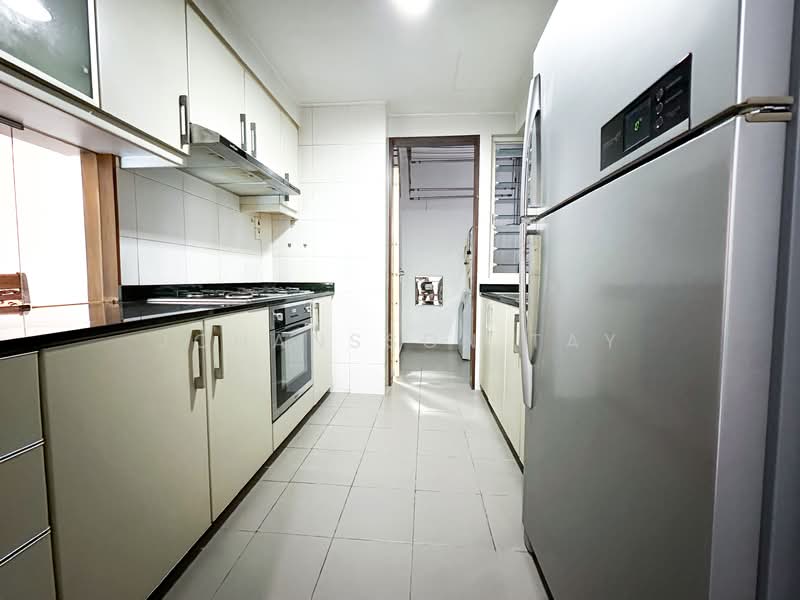 The Warren Apartment For Sale at S$ 1,280,000 | PropertyGuru Singapore - Kitchen